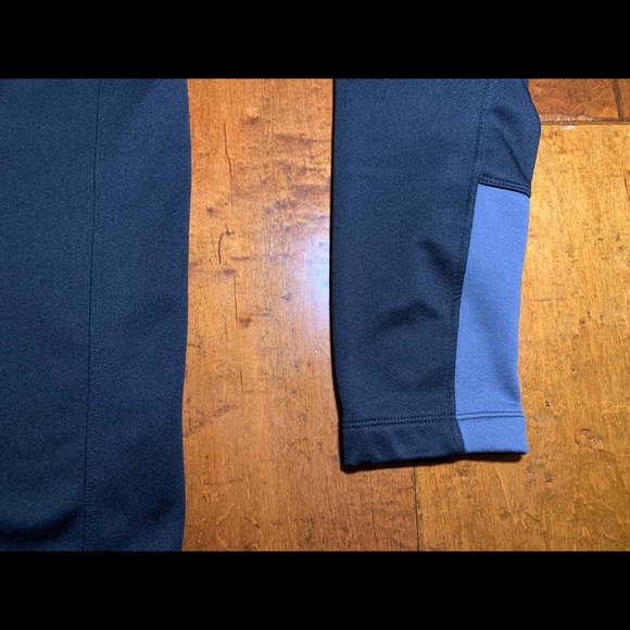 North Face Zip-up Sweater - Picture 5 of 6